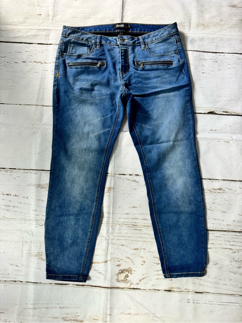 Nannette Slim Straight Men's Jeans in Medium Blue Wash with Zip Pockets